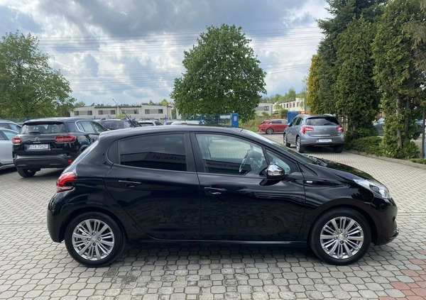 Peugeot 208 cena 35900 przebieg: 123000, rok produkcji 2017 z Dobczyce małe 562